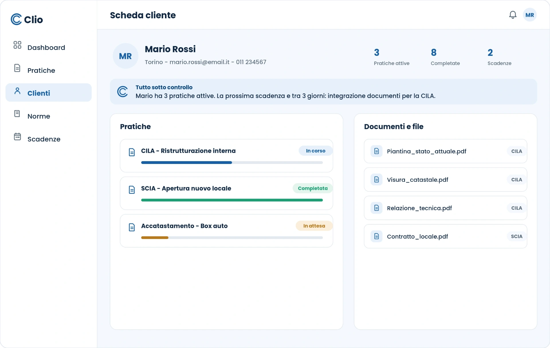 Scheda cliente con pratiche e documenti